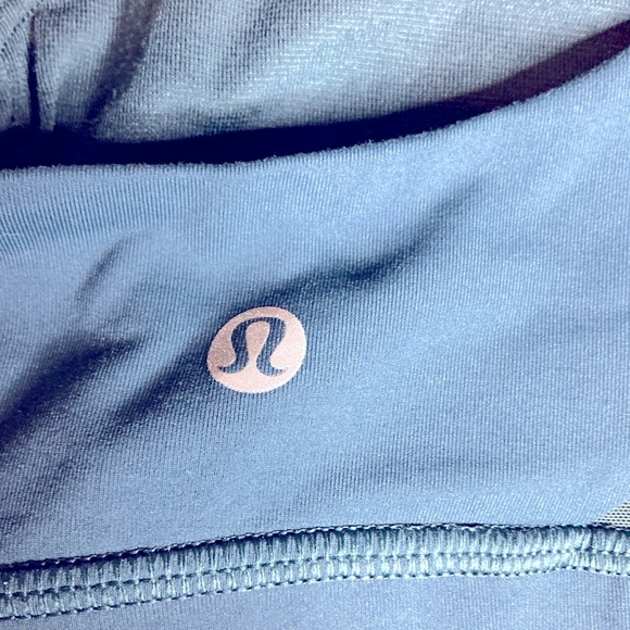 Lululemon Athletica invigorate bra Hong Kong sar green size 4 - Picture 8 of 8